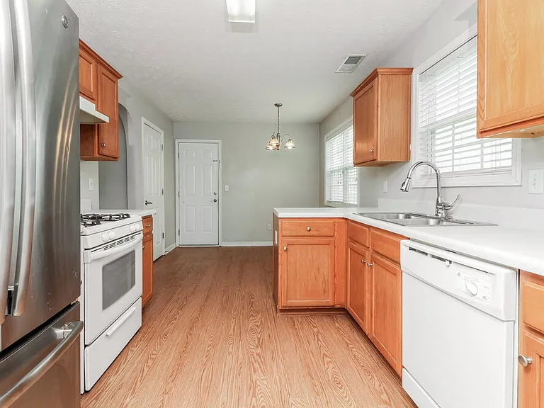 226 Overlook Ct — Photo 9