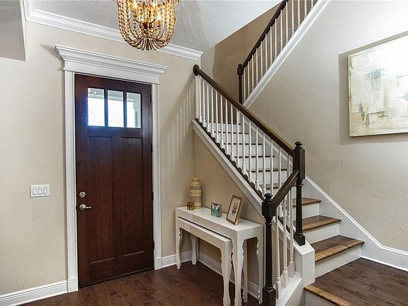 2nd image of 3411 W Carrington St