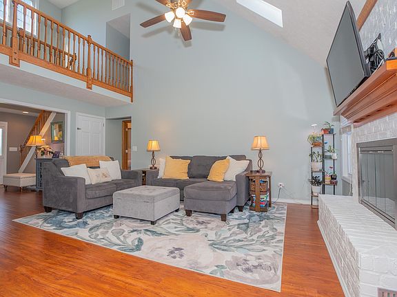 5th image of 8910 Ridgeview Ln