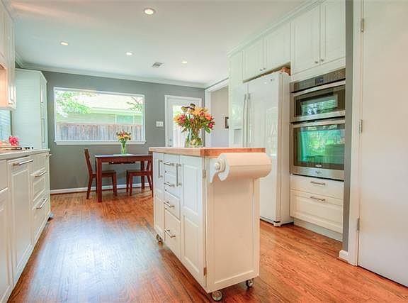5th image of 10114 Champa Dr