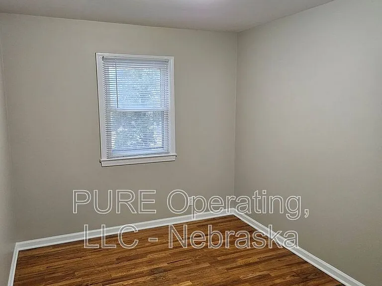 3341 S 89th St — Photo 37