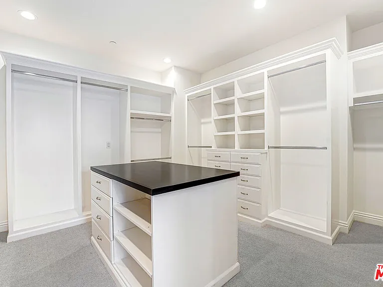 11540 Clover Ave — Photo 31