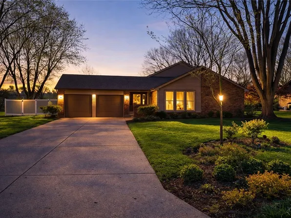 8785 Cobblecreek Dr, Dayton, OH 45458