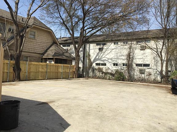 4th image of 5107 Columbia Ave #B
