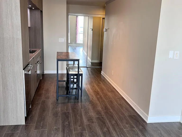170 Sumach St #2005 — Photo 11