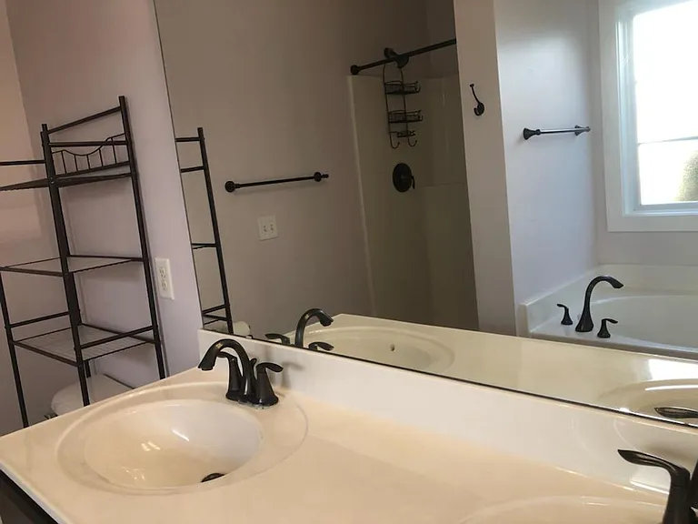 142 Candlewood Dr — Photo 12