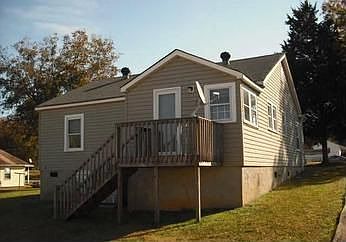 2nd image of 2647 Goble St