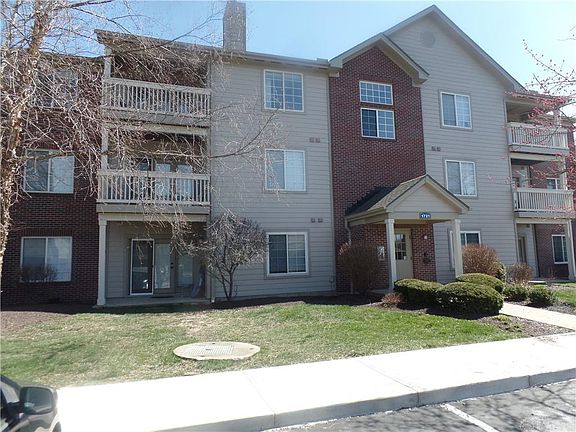 3rd image of 1721 Waterstone Blvd APT 309
