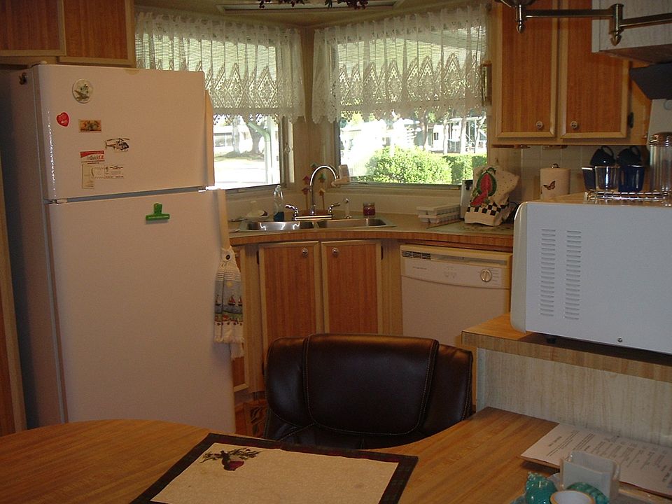 1st image of 28 Coral St