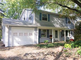 7666 Grandview Dr, Indianapolis, IN