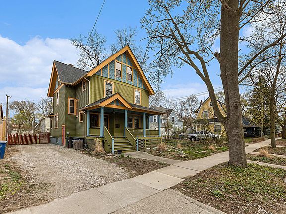 3rd image of 553 S 1st St