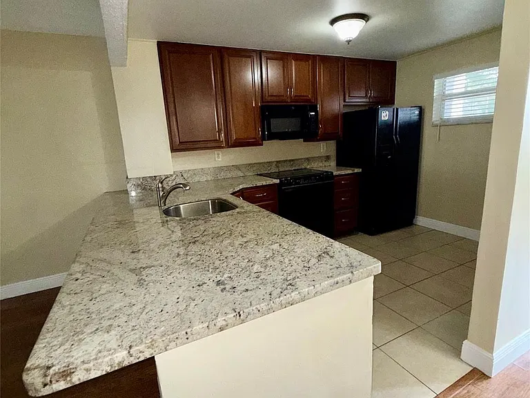 1200 NW 87th Ave #114 — Photo 20