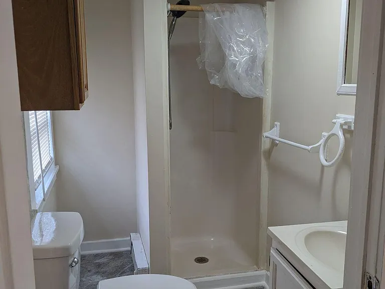 464 Pleasant St #8 — Photo 8