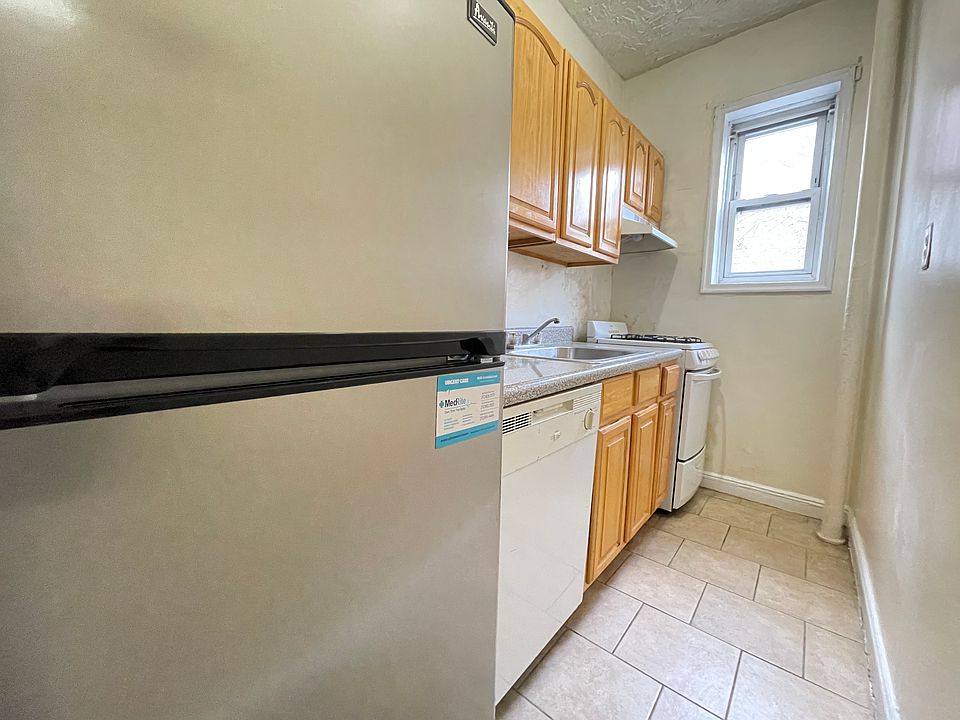 1st image of 20 Tonnelle Ave #27E