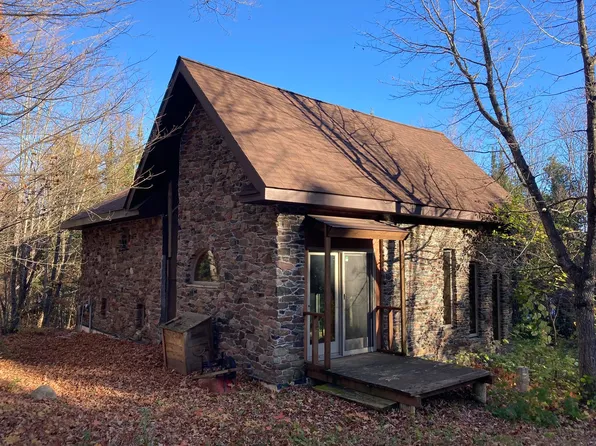 192 W Deeryard Lake Rd, Lutsen, MN 55612