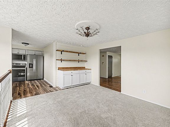 3rd image of 205 Purcell Ave