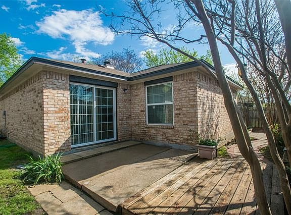 4th image of 3004 Barnes Dr