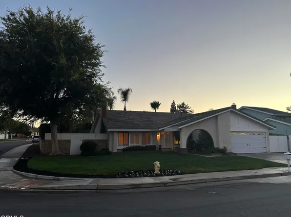 109 Greenmeadow Ave, Thousand Oaks, CA 91320