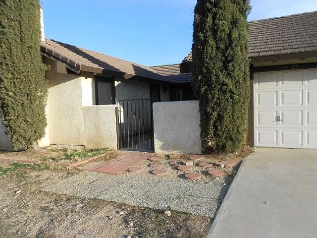 1st image of 18523 Wisteria St