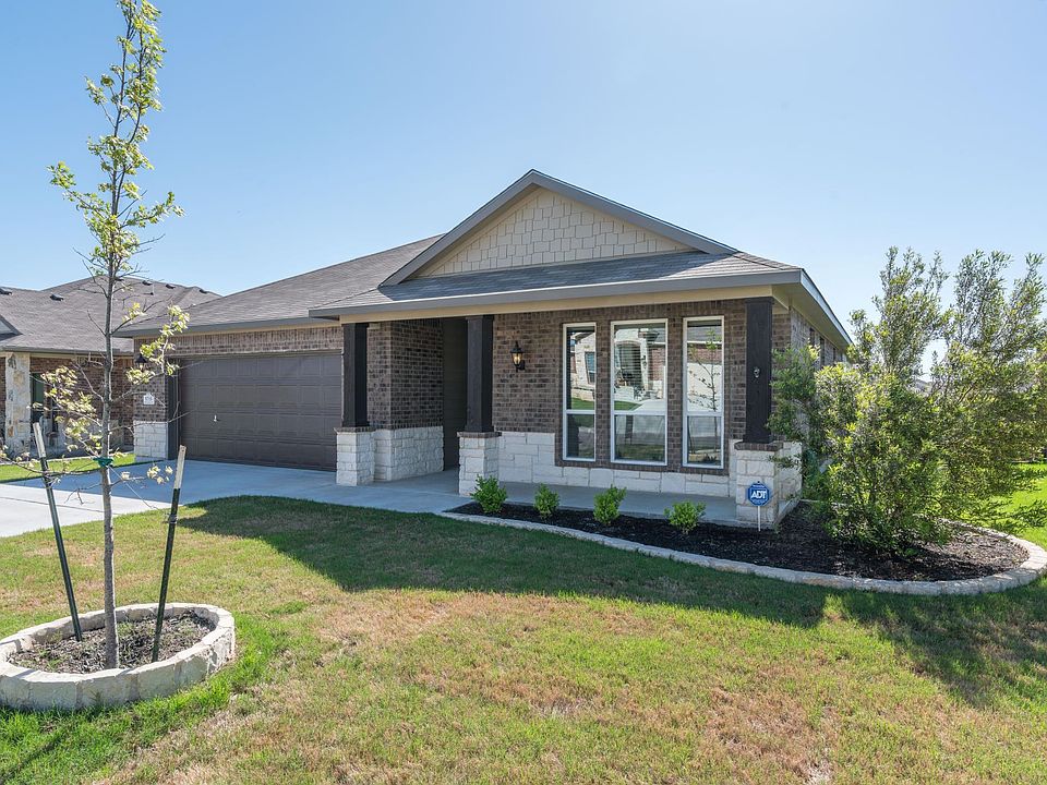 1st image of 5715 Blackstone Dr