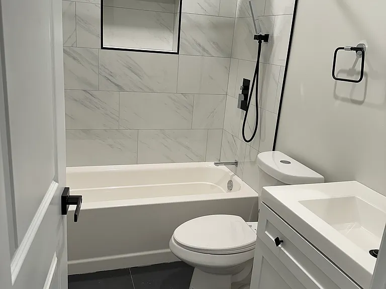 167 Temple St #1 — Photo 5