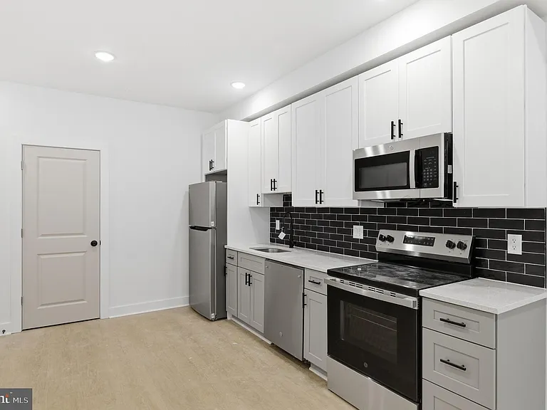 2116 N 7th St #A — Photo 5