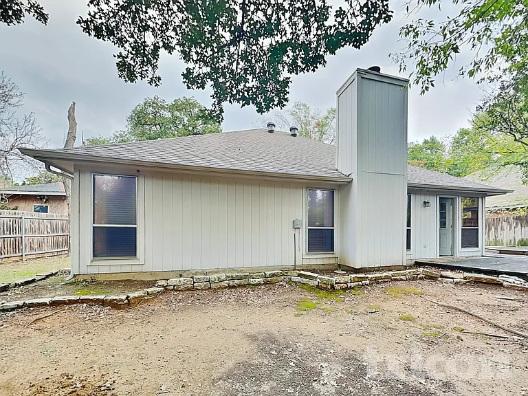 5506 Lordsburg Trl — Photo 14