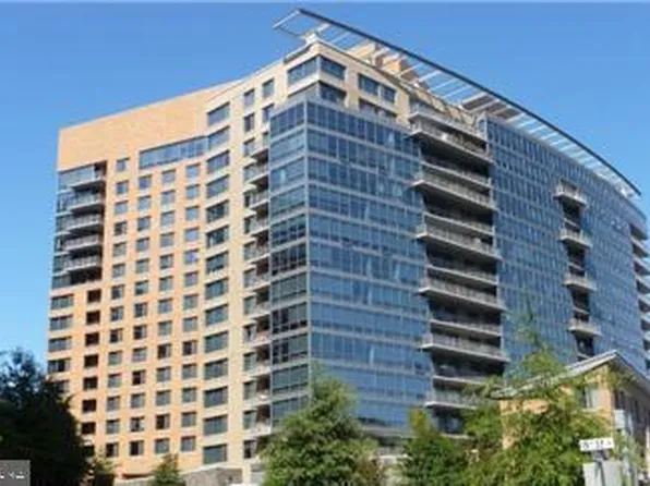 2001 15th St N APT 818, Arlington, VA 22201