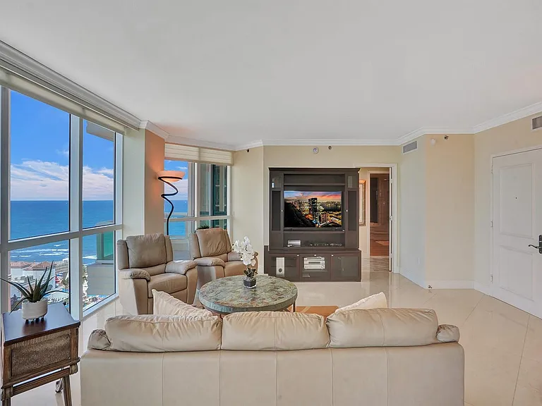 101 S Fort Lauderdale Beach Blvd #1606 — Photo 6