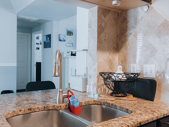 2nd image of 3105 San Jacinto St APT 212