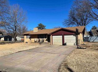 600 E Hellar St, Clearwater, KS 67026