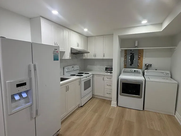 63 Jimston Dr #BASEMENT — Photo 1