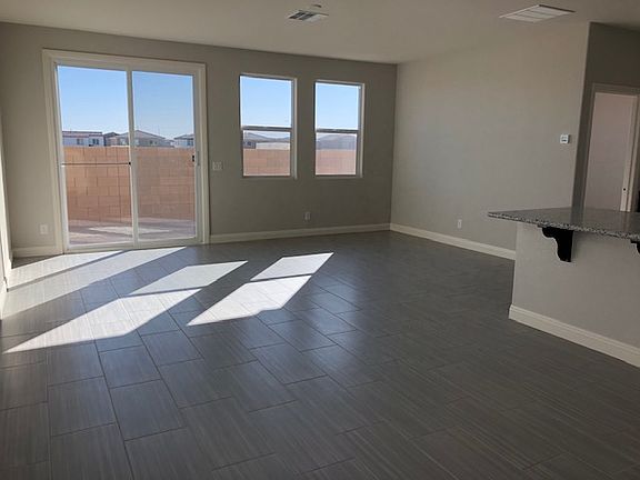 3rd image of 1813 Cosmo Star Ave