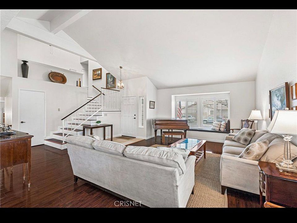 1st image of 2100 Avenida Del Mar