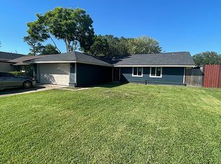 16927 Paint Rock Rd, Friendswood, TX 77546