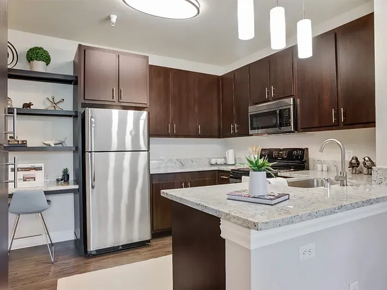 Villagio Luxury Apartments — Photo 6