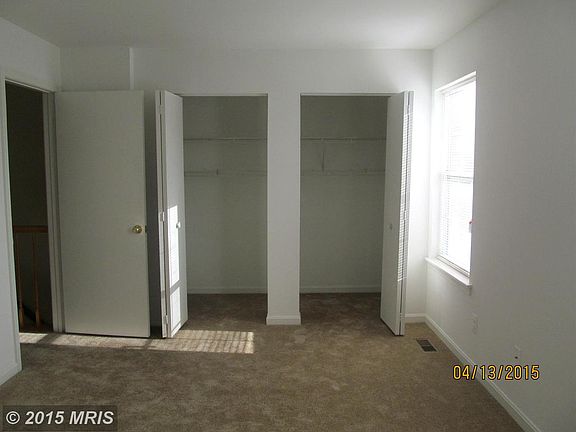 3rd image of 1442 Primrose Pl