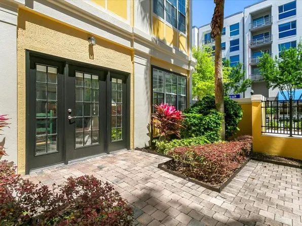 860 N Orange Ave APT 161, Orlando, FL 32801