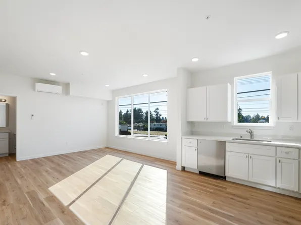 Bell Pointe Terrace Apartments