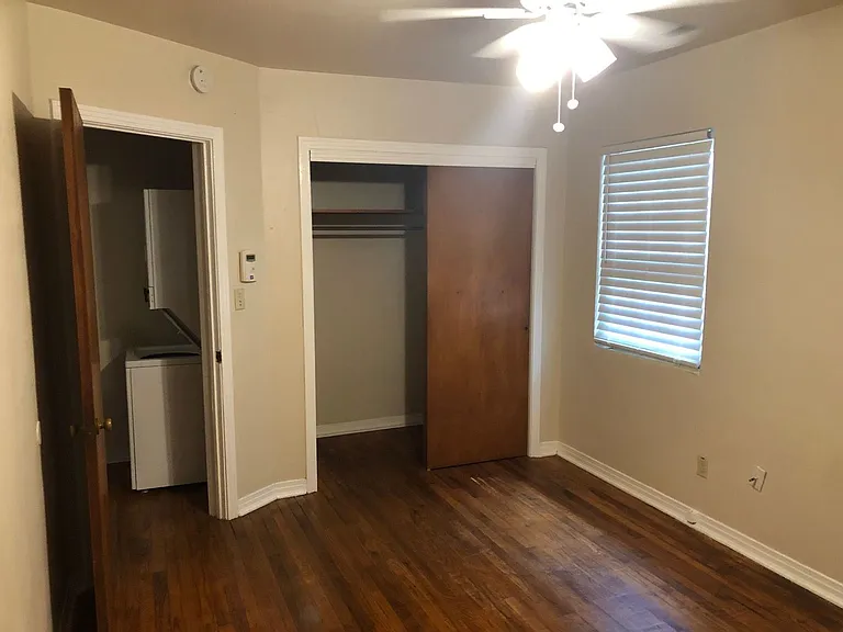 518 E Jennings St — Photo 16