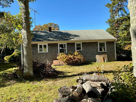 2nd image of 39 Bayview Road