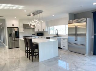 40 Saddlebow Rd, Bell Canyon, CA 91307