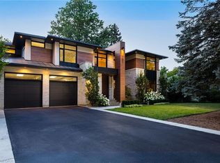 1471 Rogerswood Ct, Mississauga, ON L5J1R7