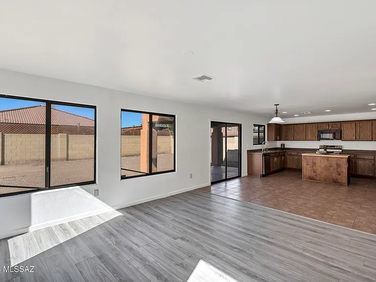 4830 S Vallecano Dr — Photo 15
