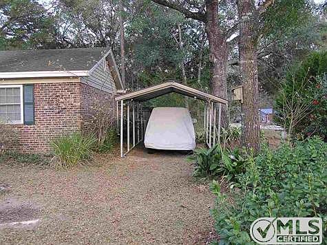 3rd image of 5665 Maple Forest Dr
