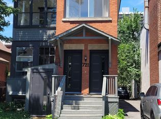 721 Cooper St #B, Ottawa, ON K1R 5J5