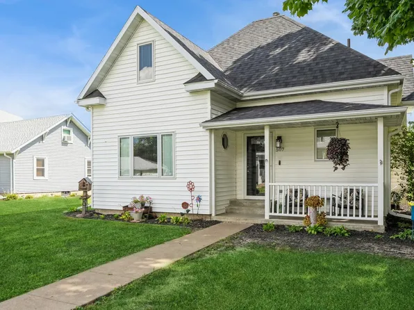 507 10th Ave, Sully, IA 50251
