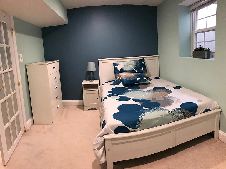 Tempurpedic Bed