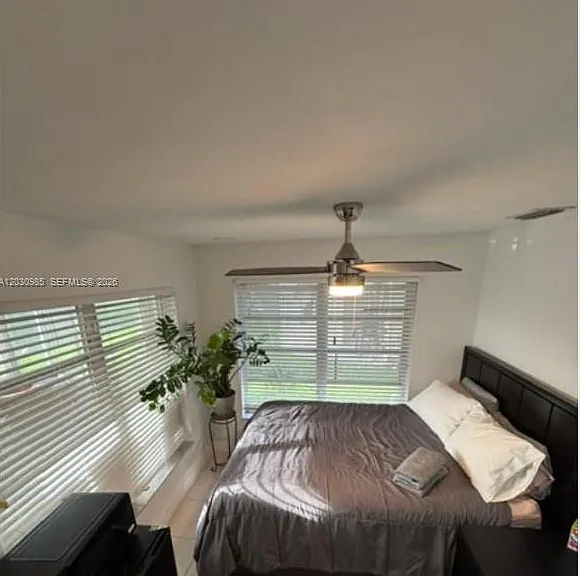 1585 NW 70th Ln — Photo 1