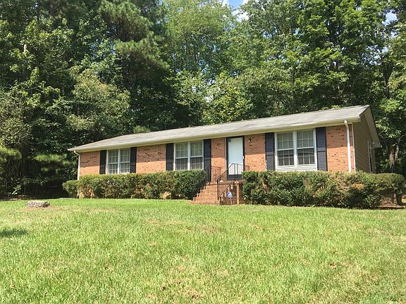 2nd image of 3038 Rosewood Cir